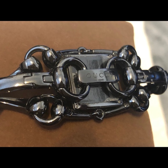 Authentic Gucci Black Signoria Women Watch - Picture 4 of 8